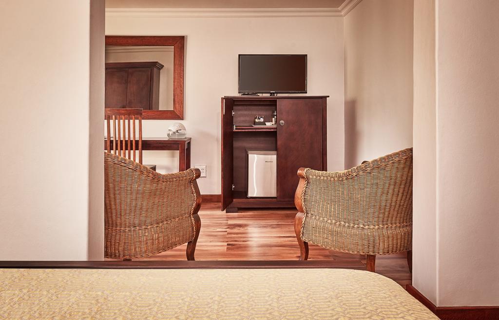 Riverwalk Bed And Breakfast คลาเรนส์ ภายนอก รูปภาพ